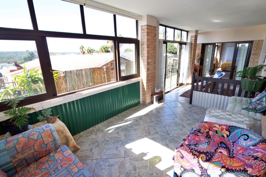 4 Bedroom Property for Sale in Stilbaai Wes Western Cape